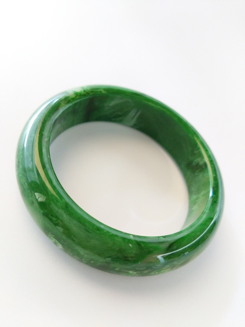 Bakelite Bracelet Emerald Green Marbled Chunky Polished Bakelite Bangle 34