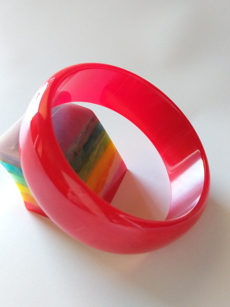 Bakelite Bracelet Chunky Red with Pink Marblette Vintage Polished Catalin Bakelite Bangle 78