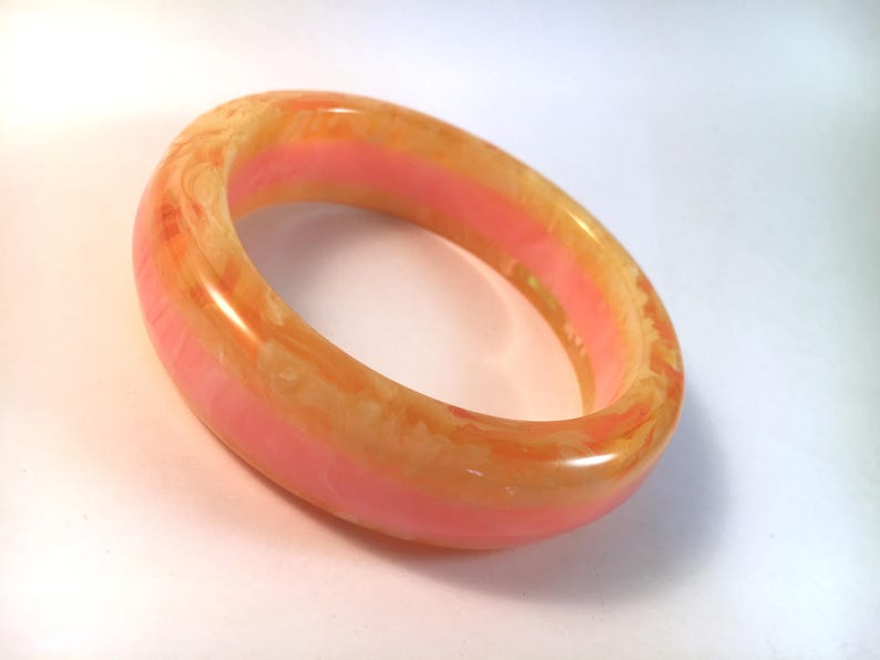 1 New Made Bakelite Bracelet Marigold /& Pale Pink Laminate Stripe Jesse Fowler Original Polished Bakelite Catalin Bangle 34the I rr