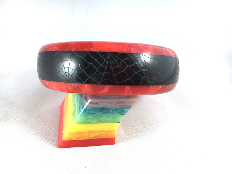 New Made Bakelite Bangle Carved Spider Web Cherry Red Marblette and Jet Black Mirror Stripe Laminate Polished Catalin Bakelite Bracelet 1