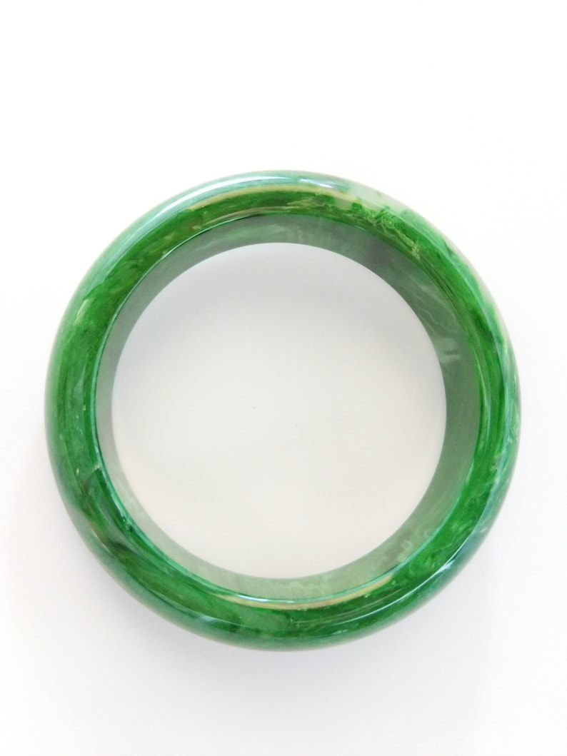 Bakelite Bracelet Emerald Green Marbled Chunky Polished Bakelite Bangle 34