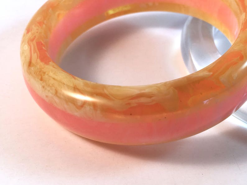 1 New Made Bakelite Bracelet Marigold /& Pale Pink Laminate Stripe Jesse Fowler Original Polished Bakelite Catalin Bangle 34the I rr