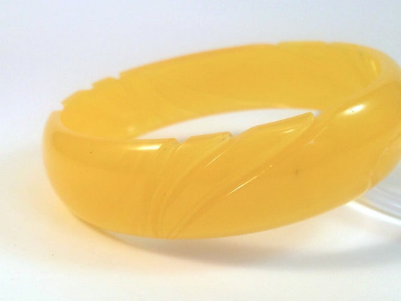 1 New Carved Bakelite Bangle - Juicy Electric Lem… - image 1