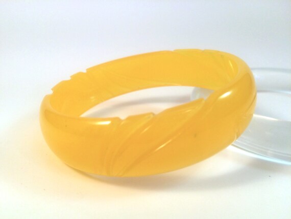 1 New Carved Bakelite Bangle - Juicy Electric Lem… - image 3