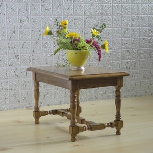 playscale table for dolls - momoko blythe barbie size furniture - 1/6 decorative table