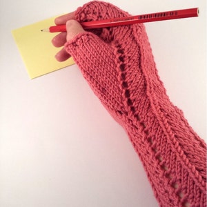 Fingerless Gloves Knitting Pattern for Women. PDF Download For Lace Chevron Mittens. image 5