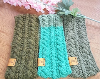 Knitting Pattern for Moss Cable Headband, PDF Download Printable, English and French.
