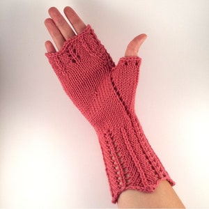 Fingerless Gloves Knitting Pattern for Women. PDF Download For Lace Chevron Mittens. image 3