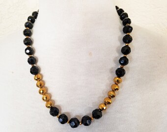 ブラックとゴールドの幾何学模様のネックレス - Etsy 日本