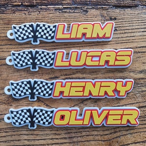Personalized Set 5pcs Racing Car Race Checkered Flag Custom 3D Printed Name Keychains Charms Birthday Party Pavor Sport Game Day Team Gifts