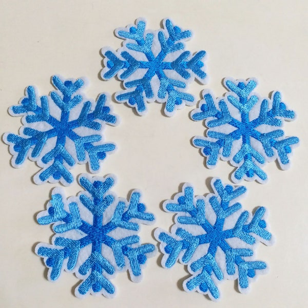 6.4cmx6.4cm 10pcs Blue Snowflake Snow Flake Winter Iron On Christmas Embroidered Patches Applique Machine Embroidery Sewing Project DIY