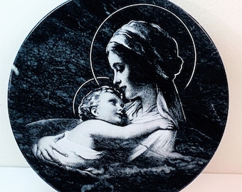 Mother & Child Laser Art on Black Marble, 8" Round Plate on Golden Wood Stand, Stunning Beautiful Art. Marked "ITALIA", Free US Shipping.