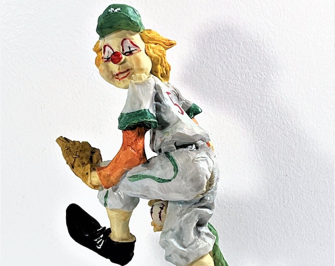 Vintage Shyu™ Large Baseball Pitcher Clown Statue, By Davar Originals, Taiwan, Heavy Resin W/Wood Base, Signed. 10" T. Free US Shipping.