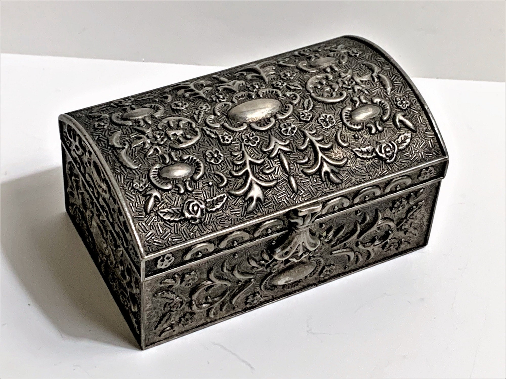 Vintage - Antique Silver Clad Small Treasure Box, 3D Pattern All Around ...