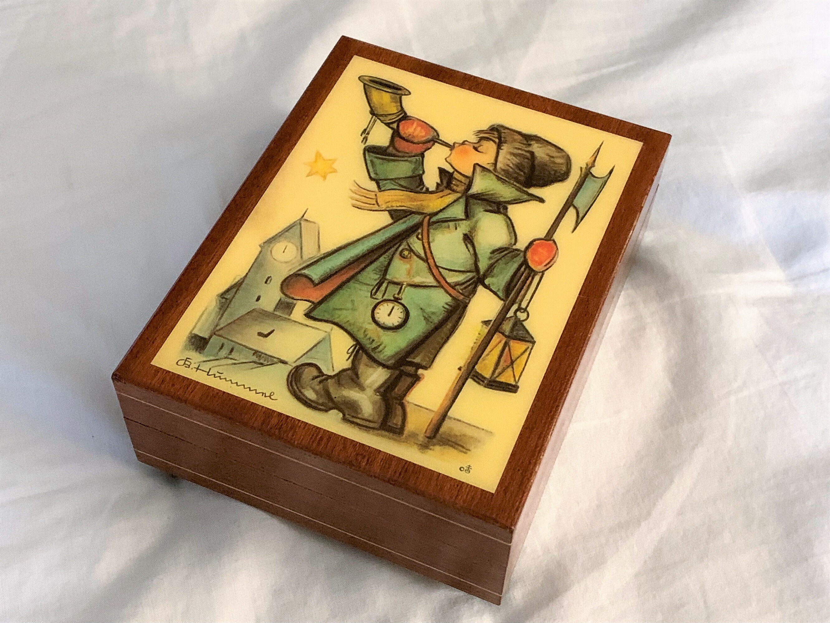 Vintage Sankyo B Hummel Sorrento Italy Fine Wood Music Box, Plays LOVE STORY, Mint Condition