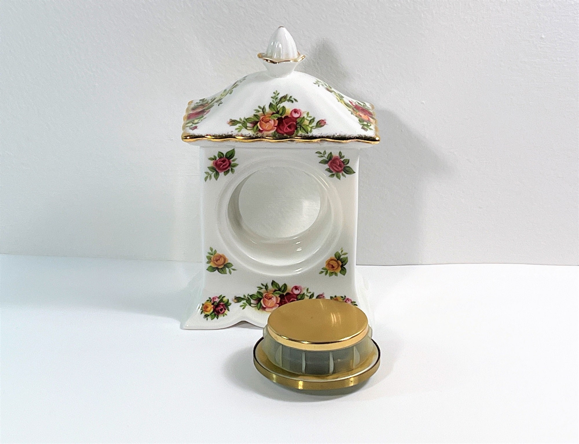 Original ©1962 Royal Albert England Bone China Old Country Roses
