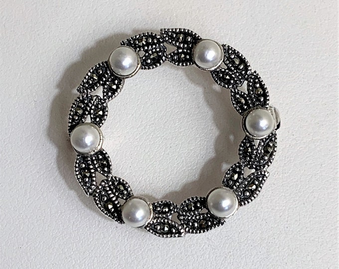 Vintage Sterling Silver Laurel Leaf Wreath Brooch, Marcasite and Shell Pearl Beads, 1 1/8" - 29 mm. Mint Condition.