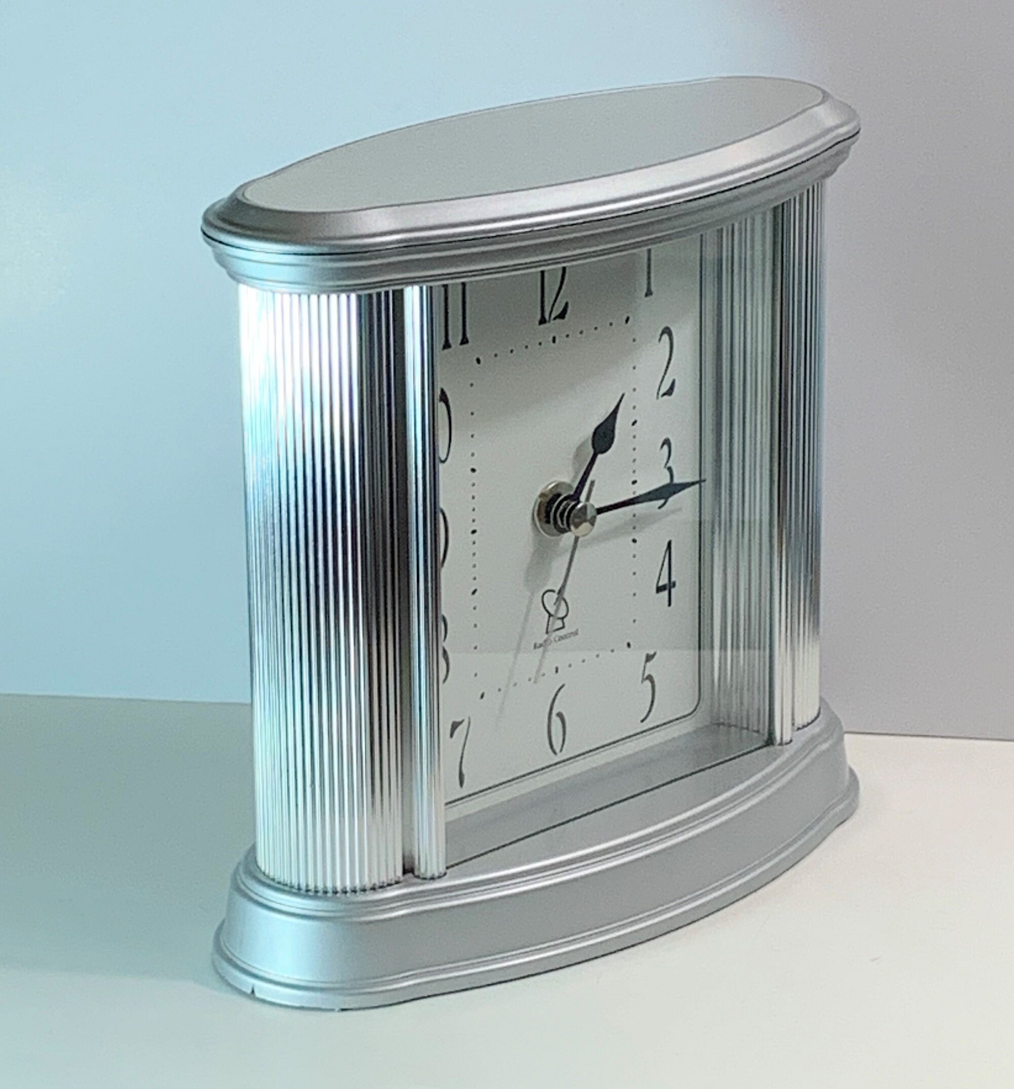 Radio Controlled Quartz Clock, 4 Time Zones, Elegant Design, Ice Silver