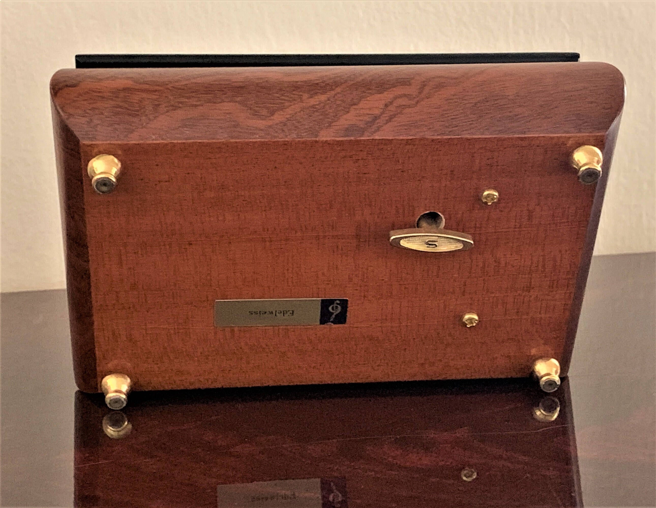 Sankyo Music Box, Crafted in Sorrento Italy, Dark Rosewood, Plays 