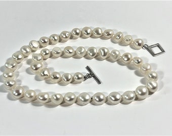 Natural Australian White Pearl Necklace, 44 Round 9-11.5 mm Pearls, Naturally formed, Sterling Toggle Clasp, 18" Long. Free US Shipping