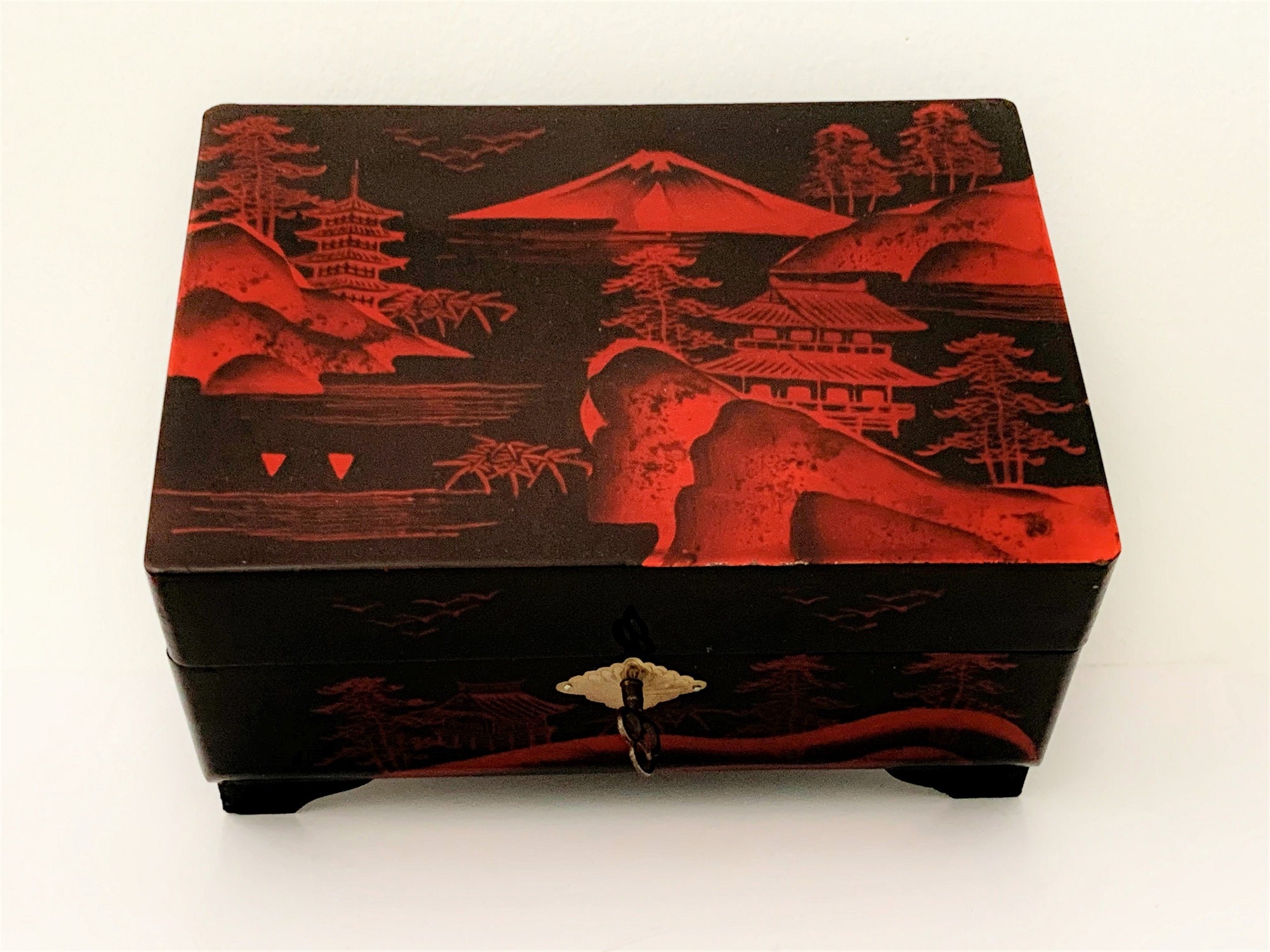 Asahi Shouten Japan Black and Red Lacquered Wood Jewelry Music Box