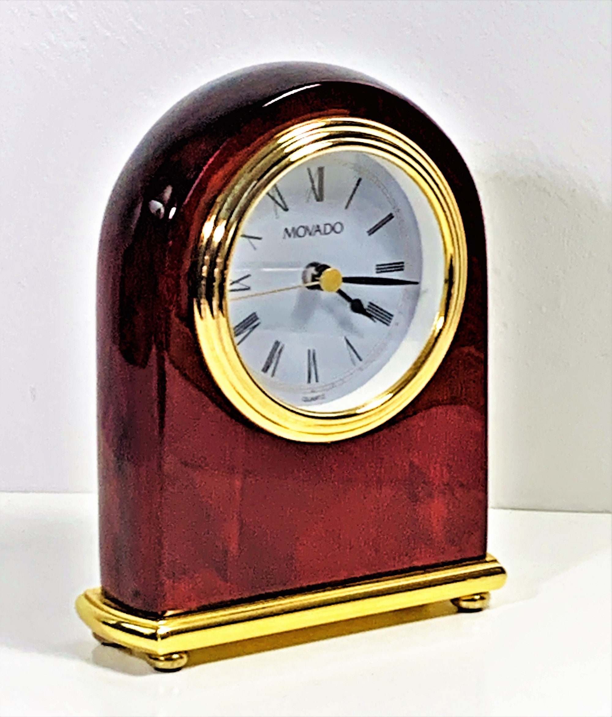 Vintage Movado Mahogany Gloss & Brass Mantel Quartz Clock, Elegant Clock, 5.5 Tall 4 Wide