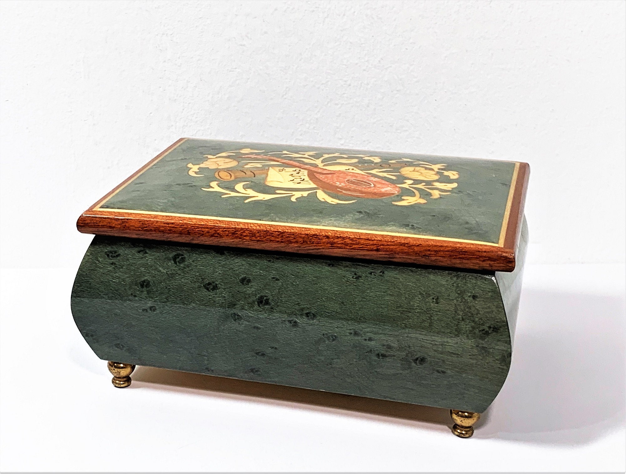 Sorrento Italy Collectible Music Box “ Torna a Surriento Sorrento Italy Collectible Music Box “ Torna a Surriento
