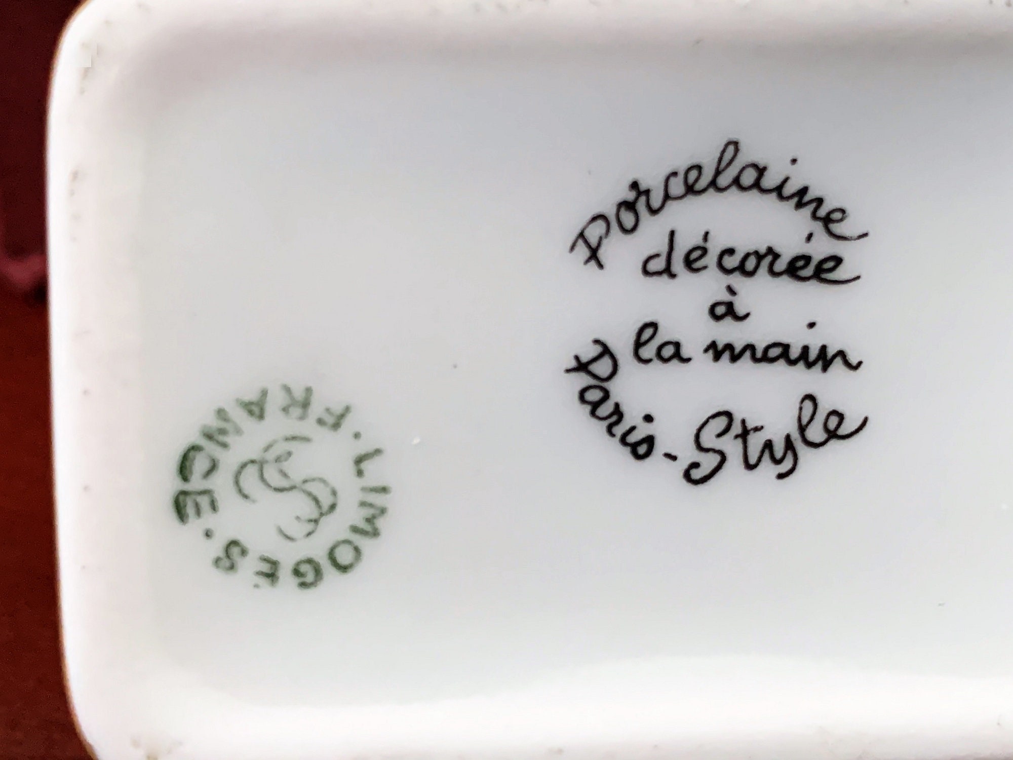 Limoges France Porcelaine decoree a La Main, Paris Style Limoges France Porcelaine decoree a La Main, Paris Style
