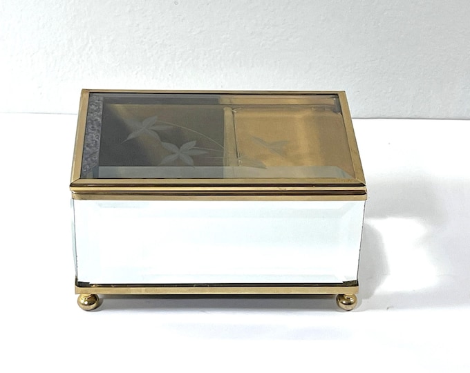 VTG Sankyo Music Jewelry Box, Plays"You Light Up My Life", Etch Floral Glass Lid, Mirrors All Sides, Brass Frame, 5X3.5". Free US Shipping
