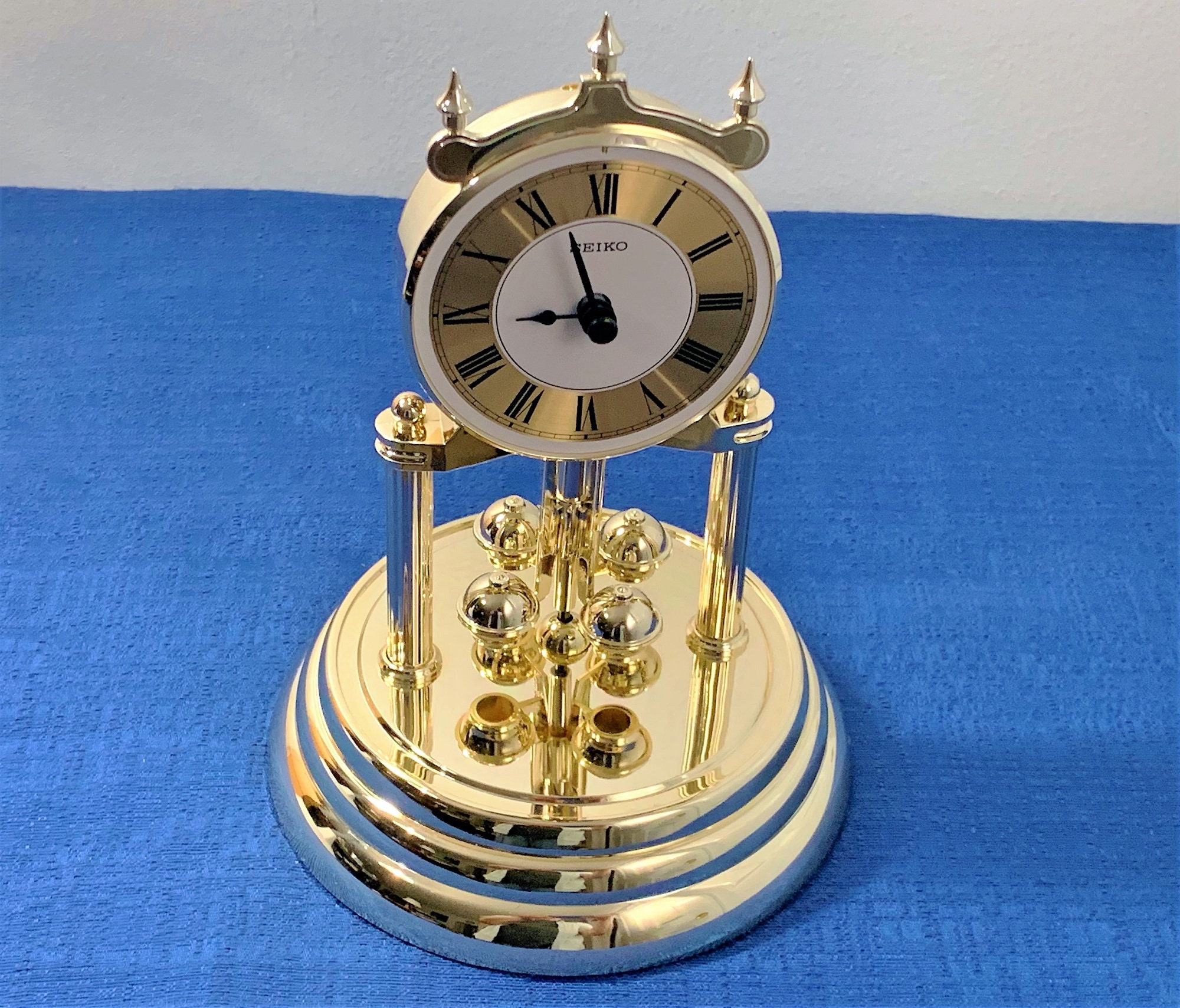 Seiko Anniversary Clock Glass Dome Rotating Pendulum, Gold ...