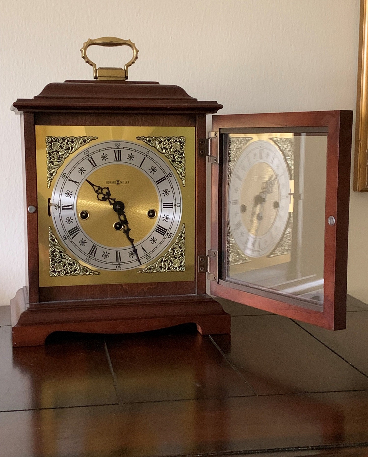 Howard Miller 612437 Graham Bracket Chiming Mantel Clock, Key Wound