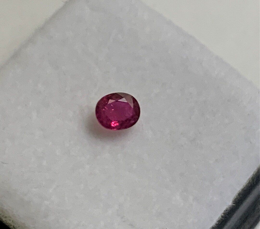 Natural Fine Ruby, Deep Red , Burma, Grade AAA, Oval Cut Loose Gemstone ...