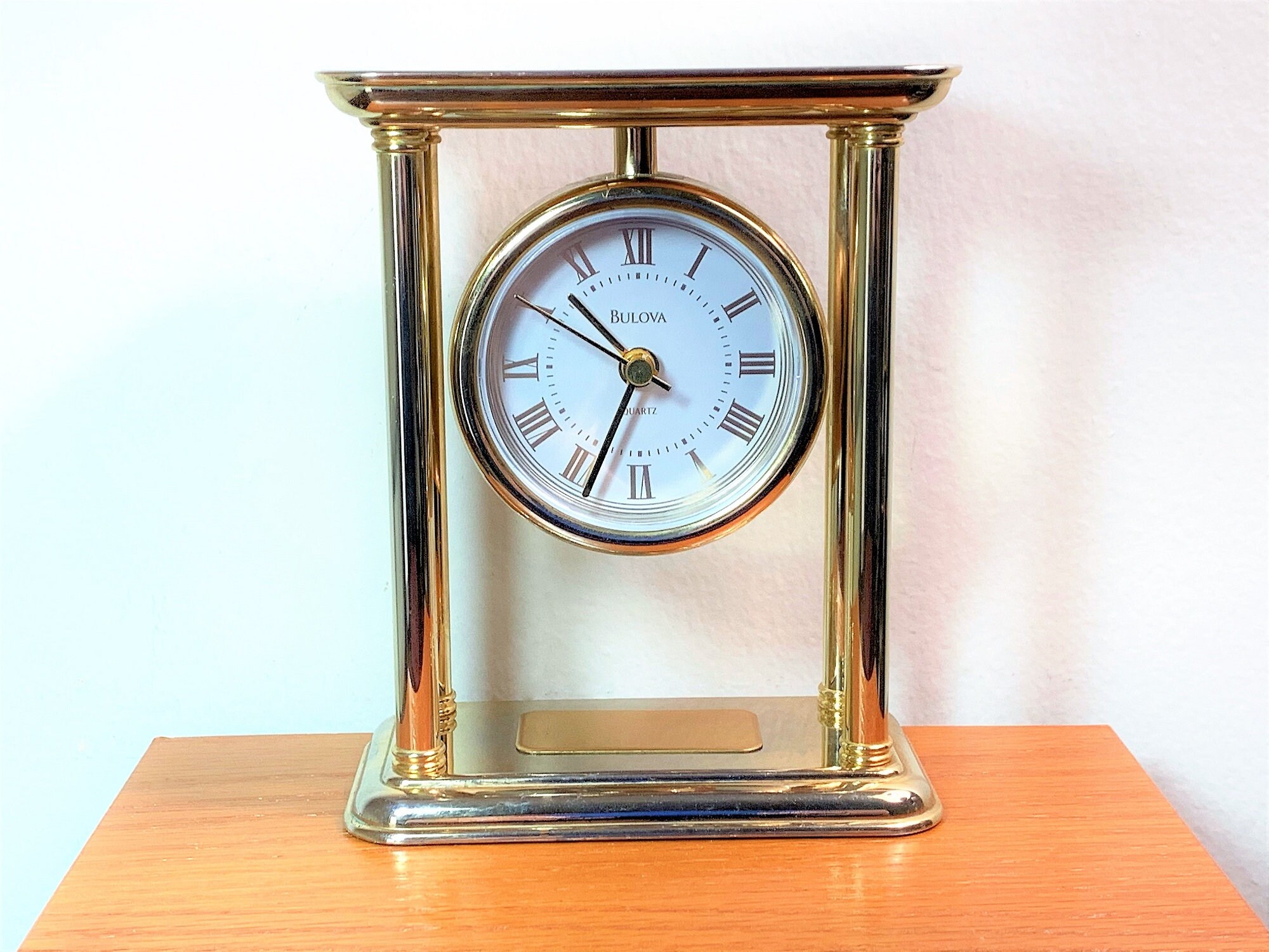 Vintage Bulova Brass B1435 Mantle Clock, Quartz Movement, Hanging Dial