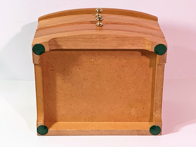 Rings Section Refinished /& Cleaned Hinged lid Glass Window Beautiful Carved Wood 2 Levels Padded Divided Drawer Solid Oak Jewelry Box