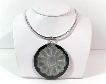 Sterling Silver Round Diamond Cut 18" Omega Necklace, Large 2.6" Black Onyx & Carved Mother of Pearl Slide. 42.7 Grams. Free US Shipping