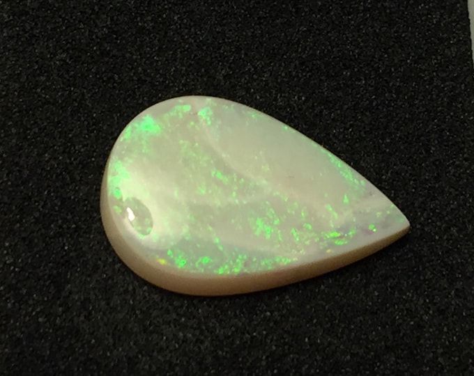 6.30 carats Stuning  Australian OPAL, Natural Loose Gemstone, 19.70x12.70 mm, Large Opal