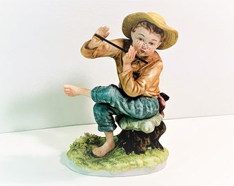 Vintage Lefton Bisque Figurine Tom Sawyer Playing Flute KW 845, Circa 1975. Excellent Condition.  5.75" T. 4" W. Free US Shipping.