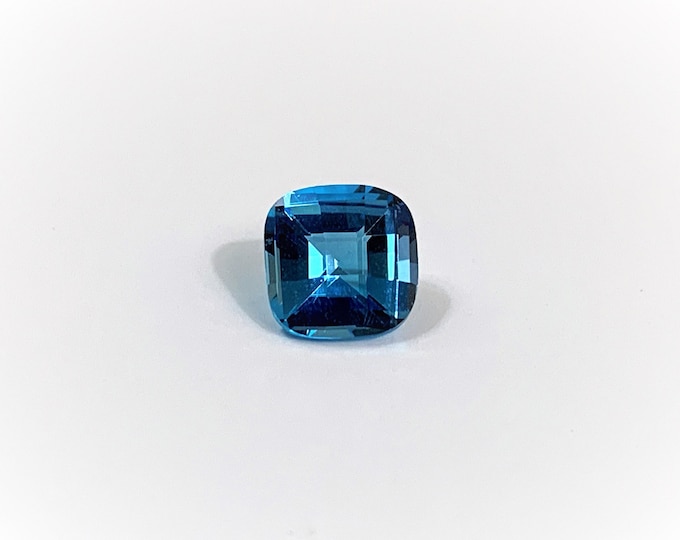 London Blue Topaz, 2.56 Carats Cushion - Radiant Cut 8x8 mm Loose Gemstone, VVS Grade.