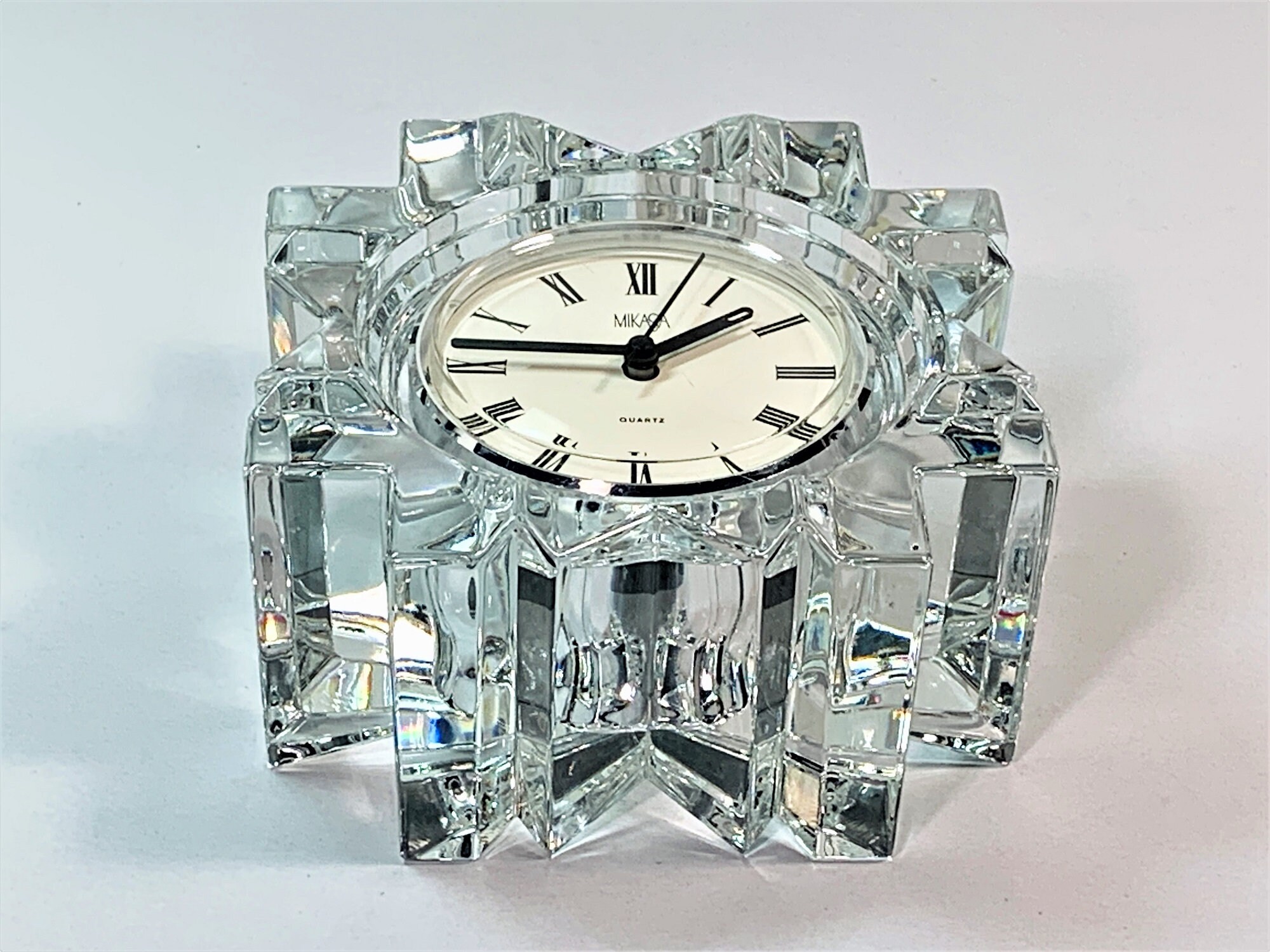 Mikasa 'Snow Flake Starfire Collection Fine Crystal Clock, Germany