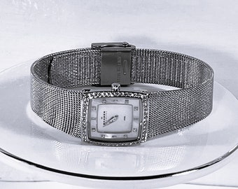 Skagen Designs Steel® Damenuhr mit Kristalllünette und Mesh-Band, Perlmuttzifferblatt, WR 3ATM. 21 mm Kissenhülle, neuwertig, kostenloser US-Versand