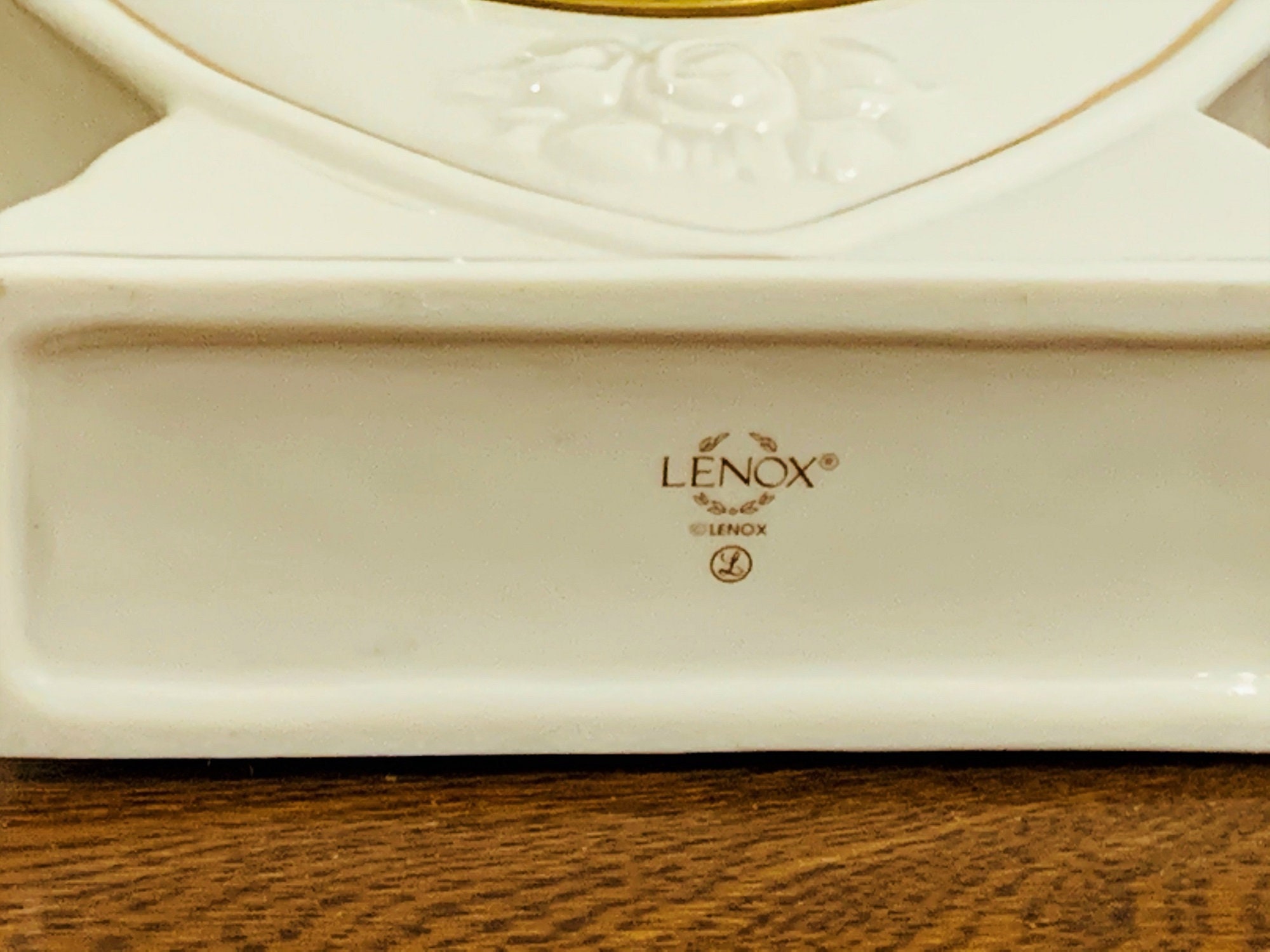 Lenox Original Rosebud Heart Shaped Clock, Precision Quartz N Battery