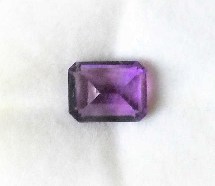 color of amethyst gemstone color of amethyst gemstone