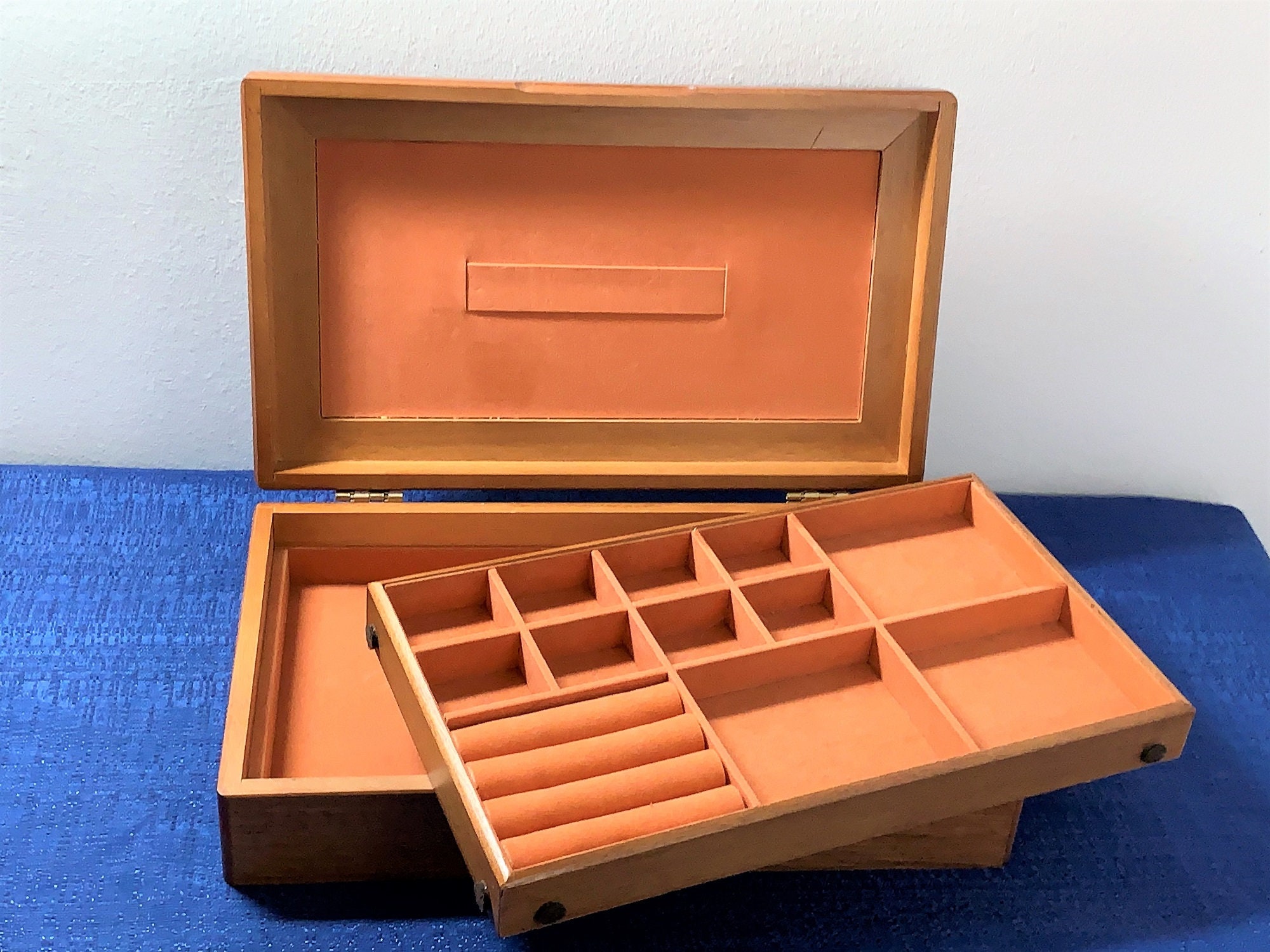 Solid Wood & Veneers Jewelry Box, Wide with Removable Tray