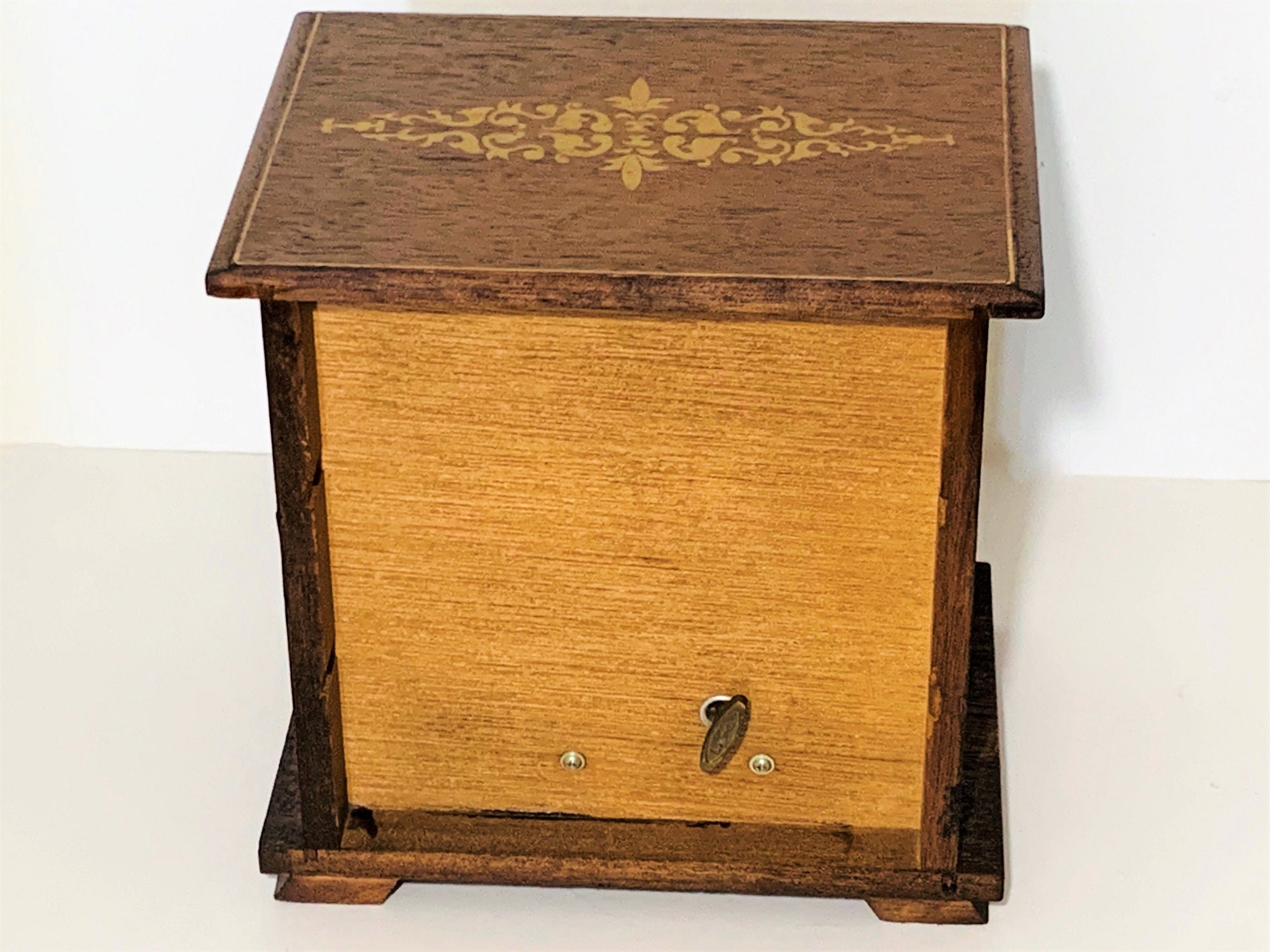 Vintage Carved Rosewood Laurel Japan Music Box 'Moonlight Vintage Carved Rosewood Laurel Japan Music Box 'Moonlight