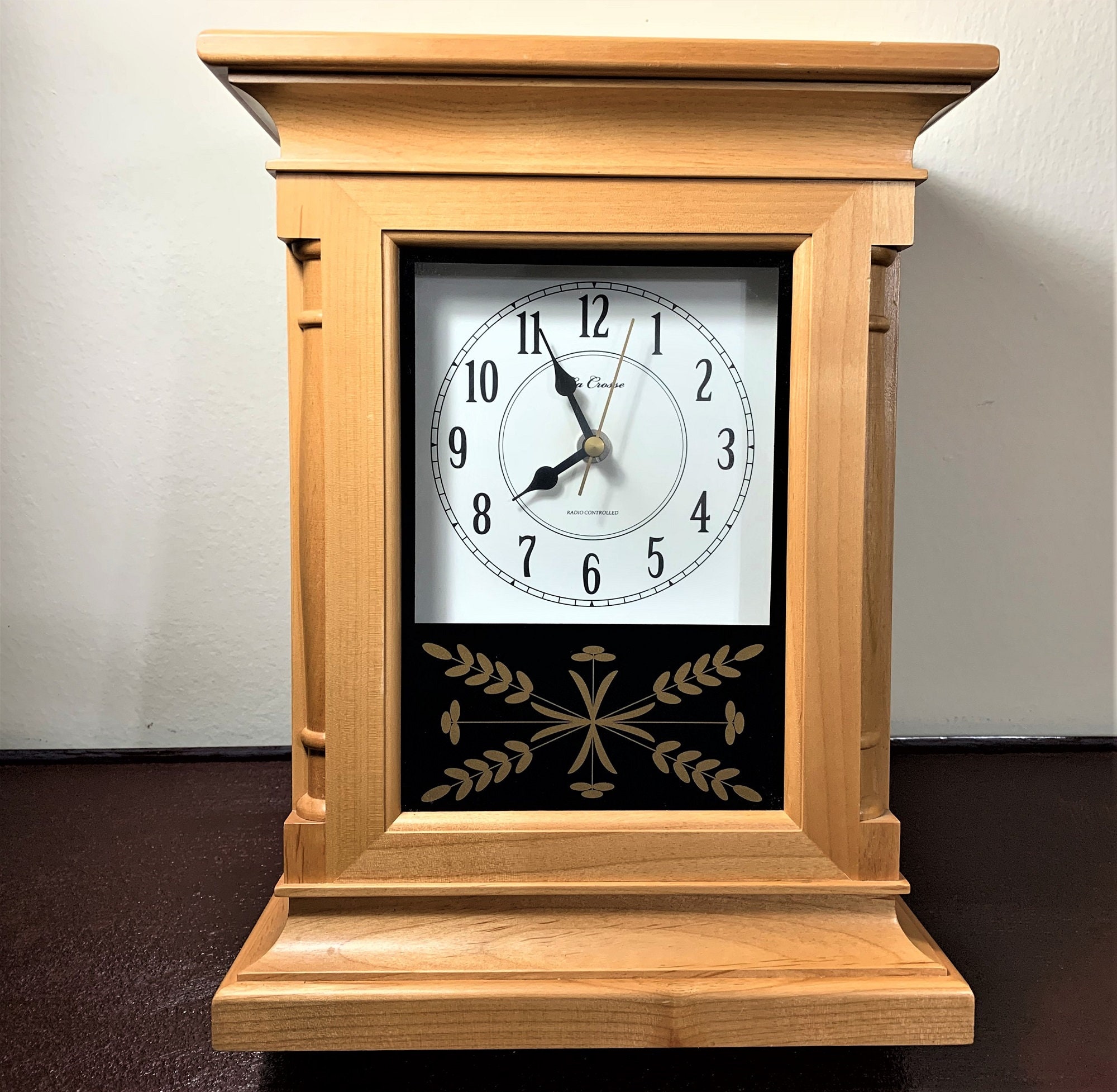 La Crosse Technology Natural Wood Radio Controlled Mantle Clock, Works