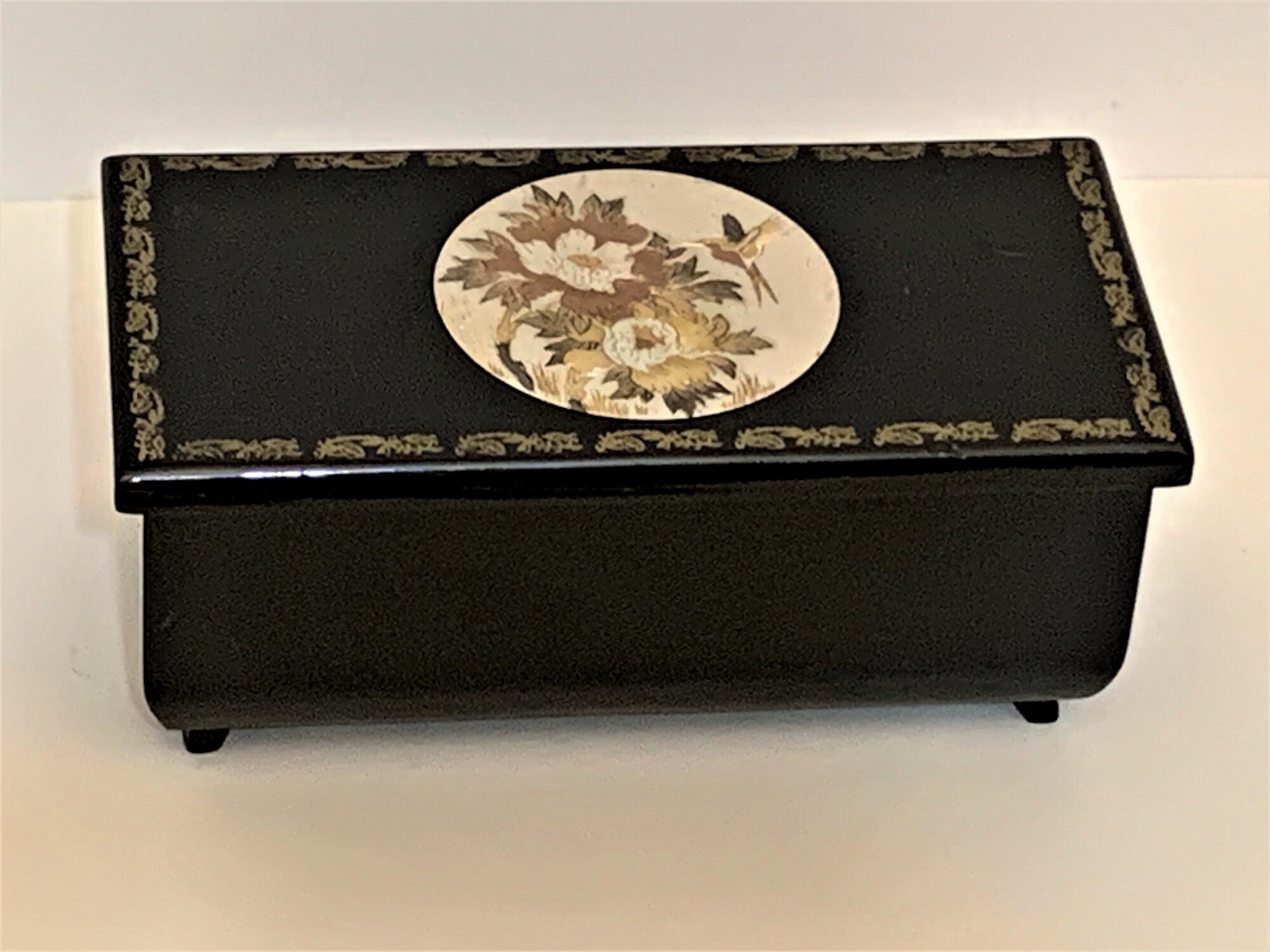 Vintage Sankyo Japan Musical Jewelry Box Trinket Box, Glazed Enameled