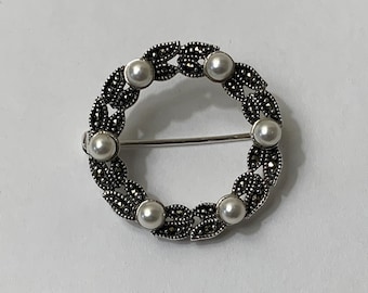 Vintage Sterling Silver Laurel Leaf Wreath Brooch, Marcasite and Shell Pearl Beads, 1 1/8" - 29 mm. Mint Condition.