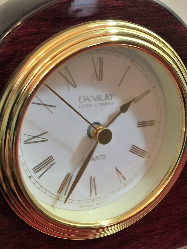 Danbury Clock Company Quartz Mantle Wood Clock German Movement, Old