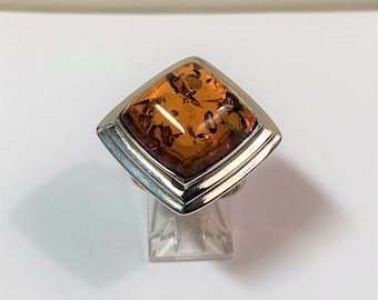 Vintage Sterling Silver Natural Baltic Cognac Amber Ring, Large Cushion Cabochon 17mm - 6.5mm Deep, Size 6 1/2, England