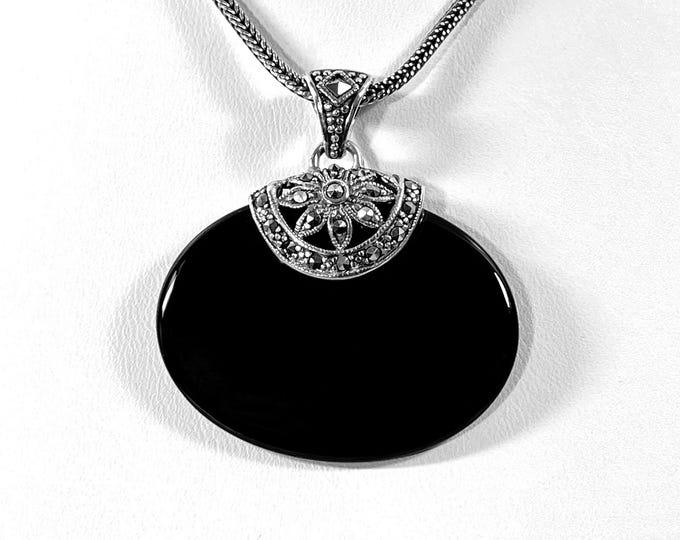 VTG Sterling Silver Large Black Onyx Gemstone & Marcasite Necklace. Signed GSJ. Onyx 40x28mm. 17" Dragon Chain, 18.70 Gram. free US Shipping